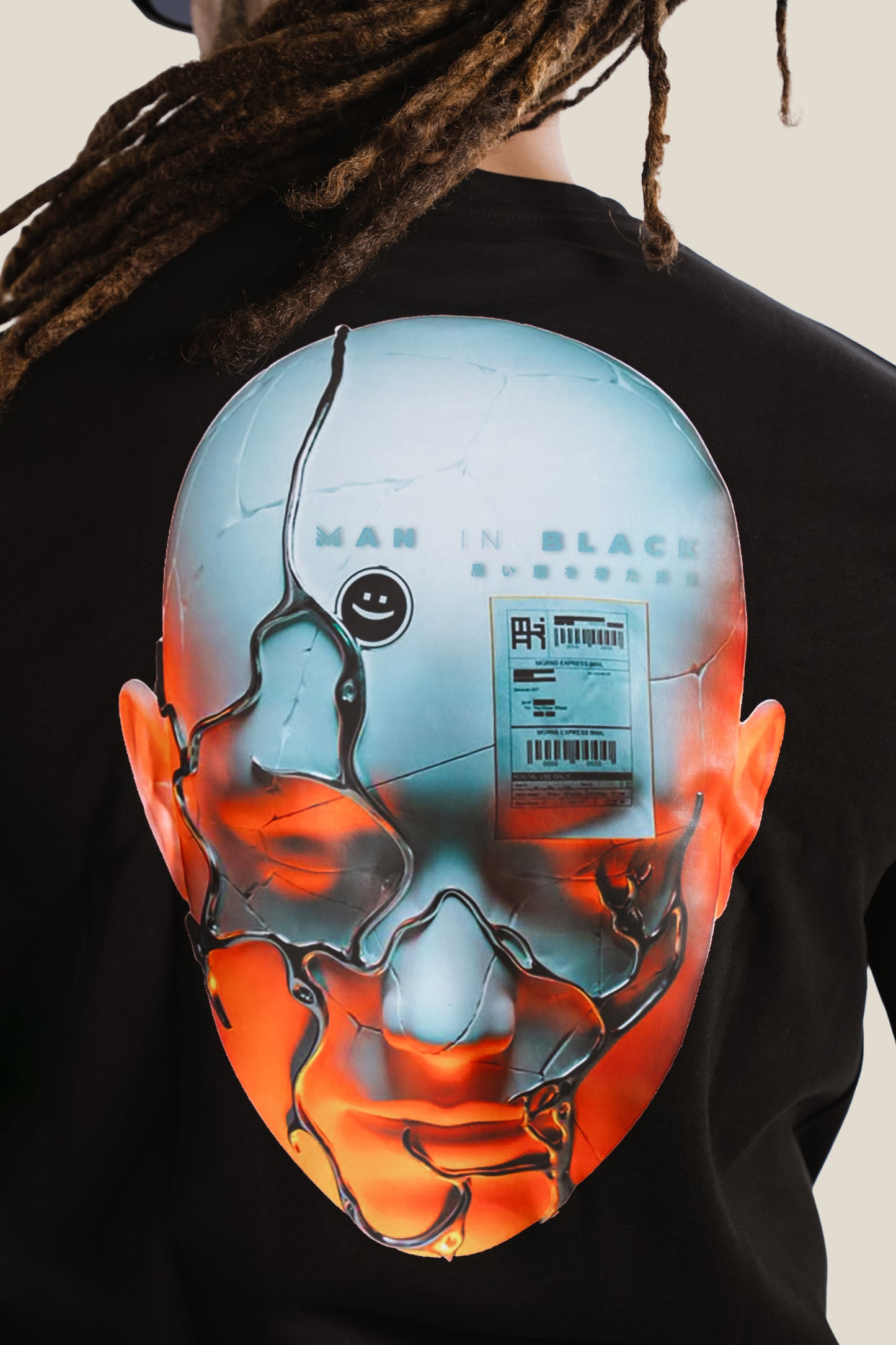 BLACK Over size RAVE Man In Black T-shirt